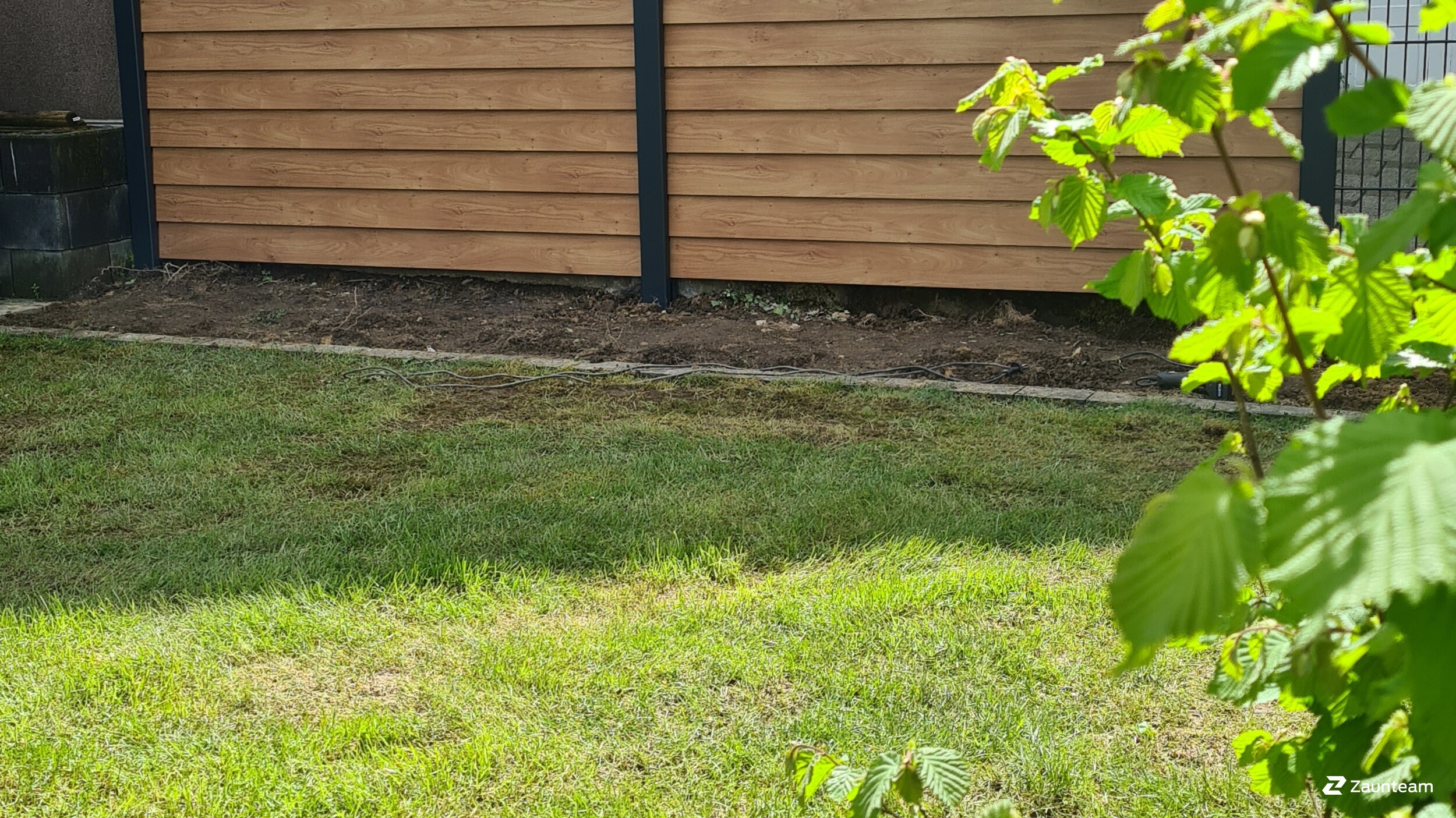 Aluminium Sichtschutz aus dem 2024 in 51399 Burscheid Deutschland von Franchise AG.