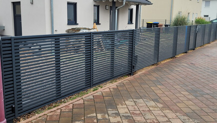 Aluminium Sichtschutz aus dem 2023 in 55545 Bad Kreuznach Deutschland von Zaunteam Hunsrück-Nahe.