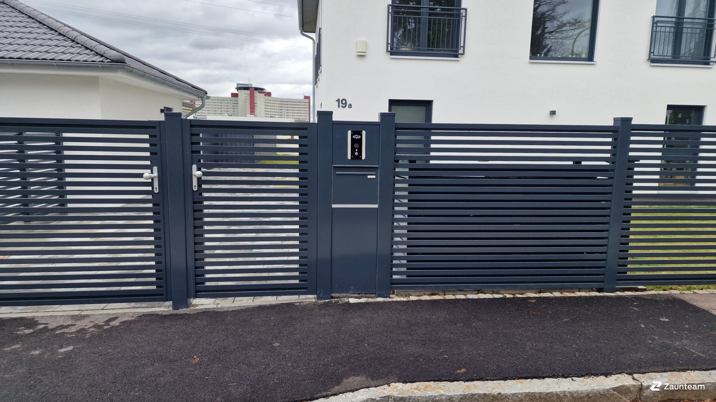 Aluminium Sichtschutz aus dem 2022 in 86356 Neusäß Deutschland von Zaunteam Schwaben-Nord.