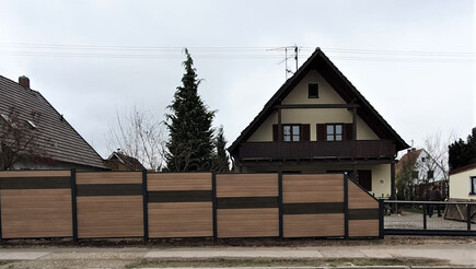 Kunststoff Sichtschutz aus dem 2023 in 86453 Dasing Deutschland von Zaunteam Schwaben-Nord.