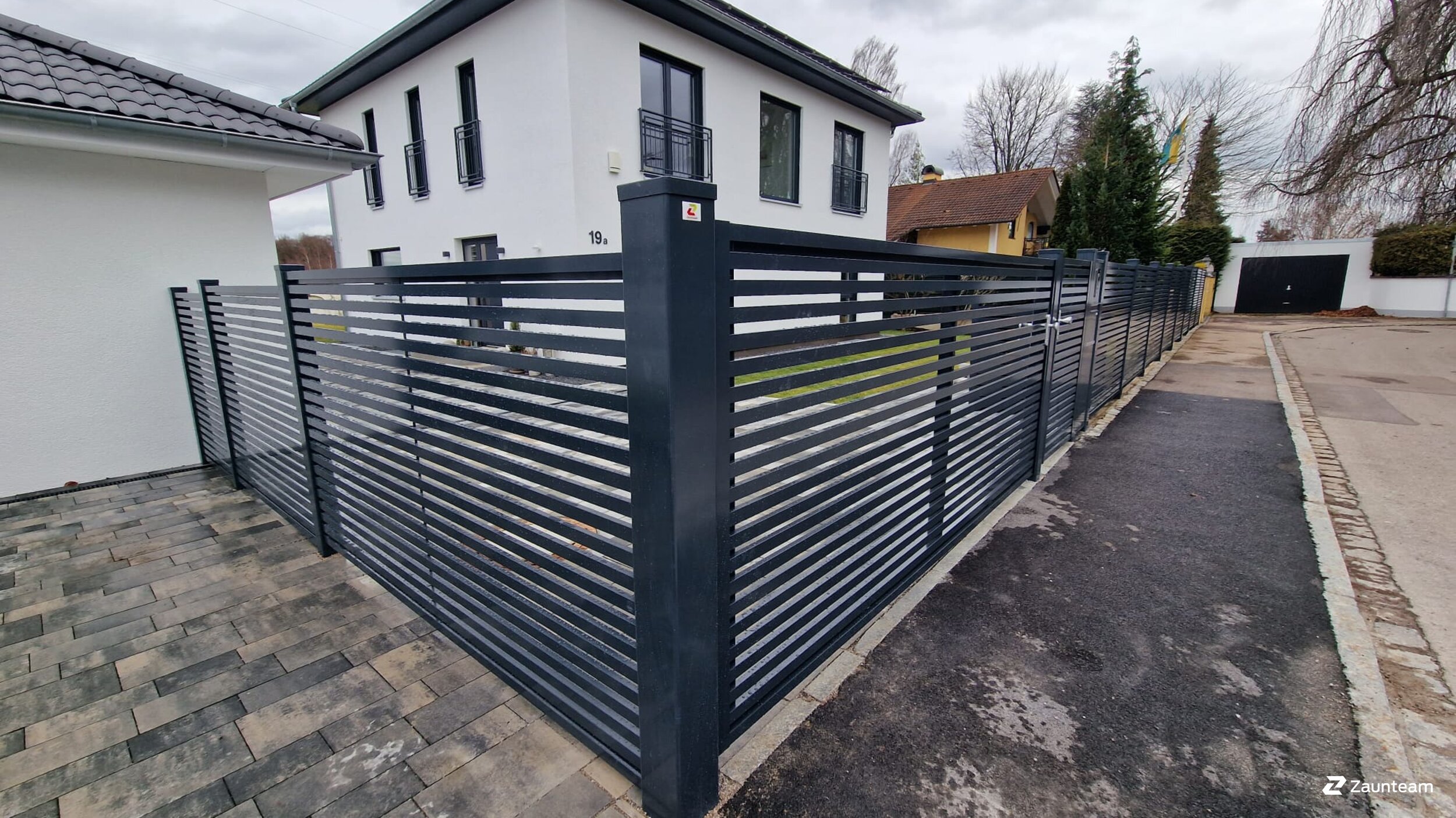 Aluminium Sichtschutz aus dem 2023 in 86356 Neusäß Deutschland von Zaunteam Schwaben-Nord.