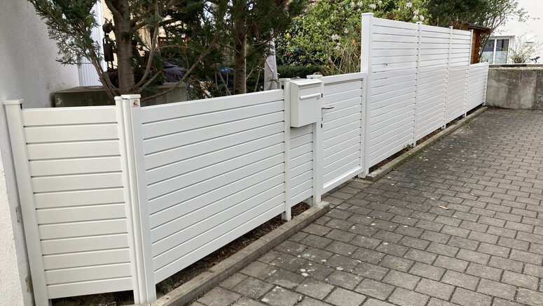 Aluminium Sichtschutz aus dem 2024 in 86169 Augsburg Deutschland von Zaunteam Schwaben-Nord.