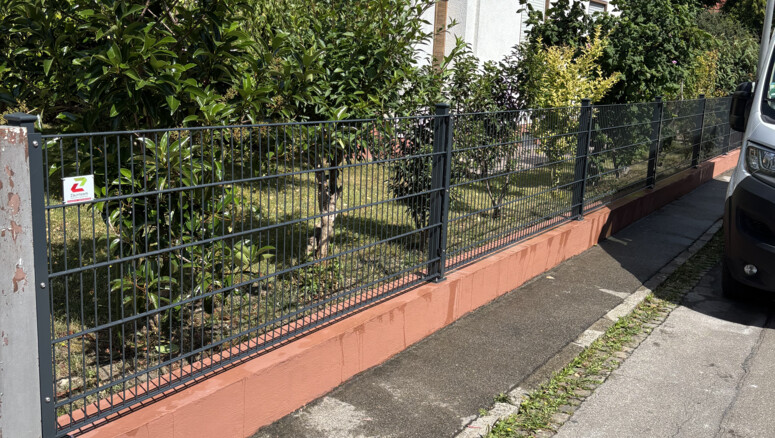 Doppelstabmattenzaun aus dem 2025 in 86368 Gersthofen Deutschland von Zaunteam Schwaben-Nord.