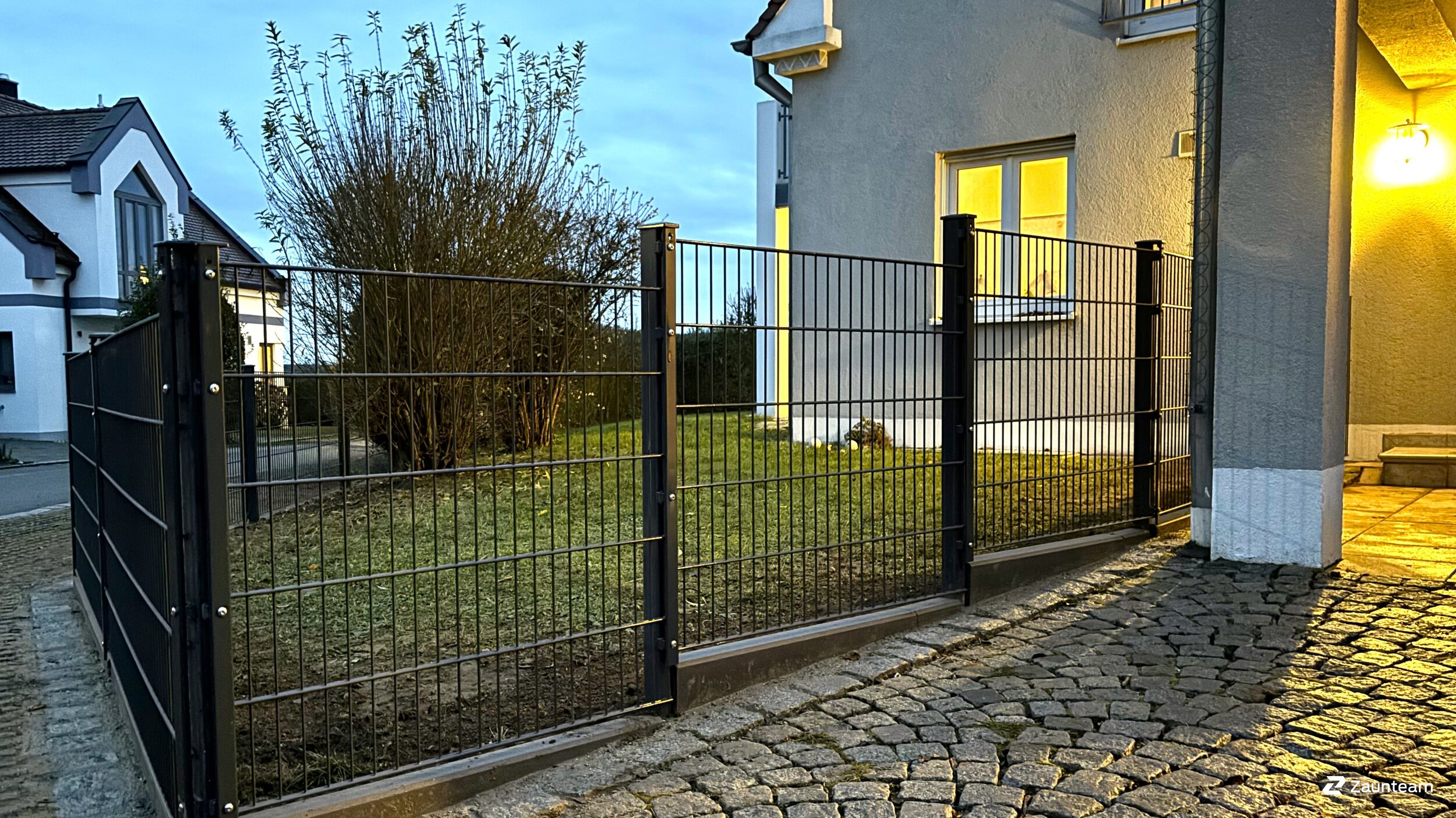 Doppelstabmattenzaun aus dem 2024 in 86570 Inchenhofen Deutschland von Zaunteam Schwaben-Nord.