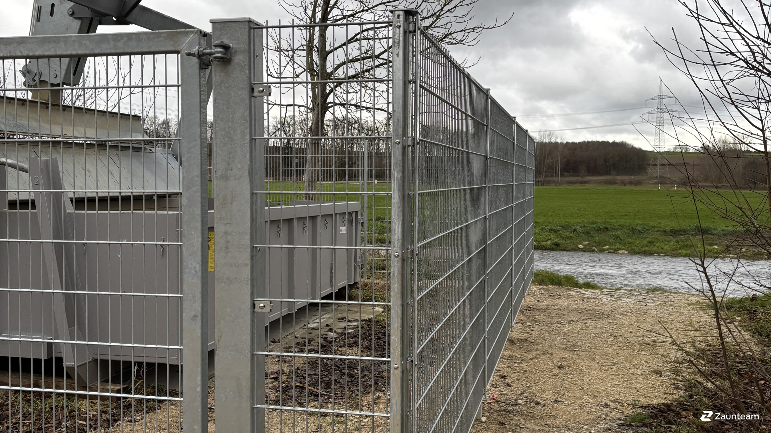 Doppelstabmattenzaun aus dem 2024 in 86551 Aichach Deutschland von Zaunteam Schwaben-Nord.