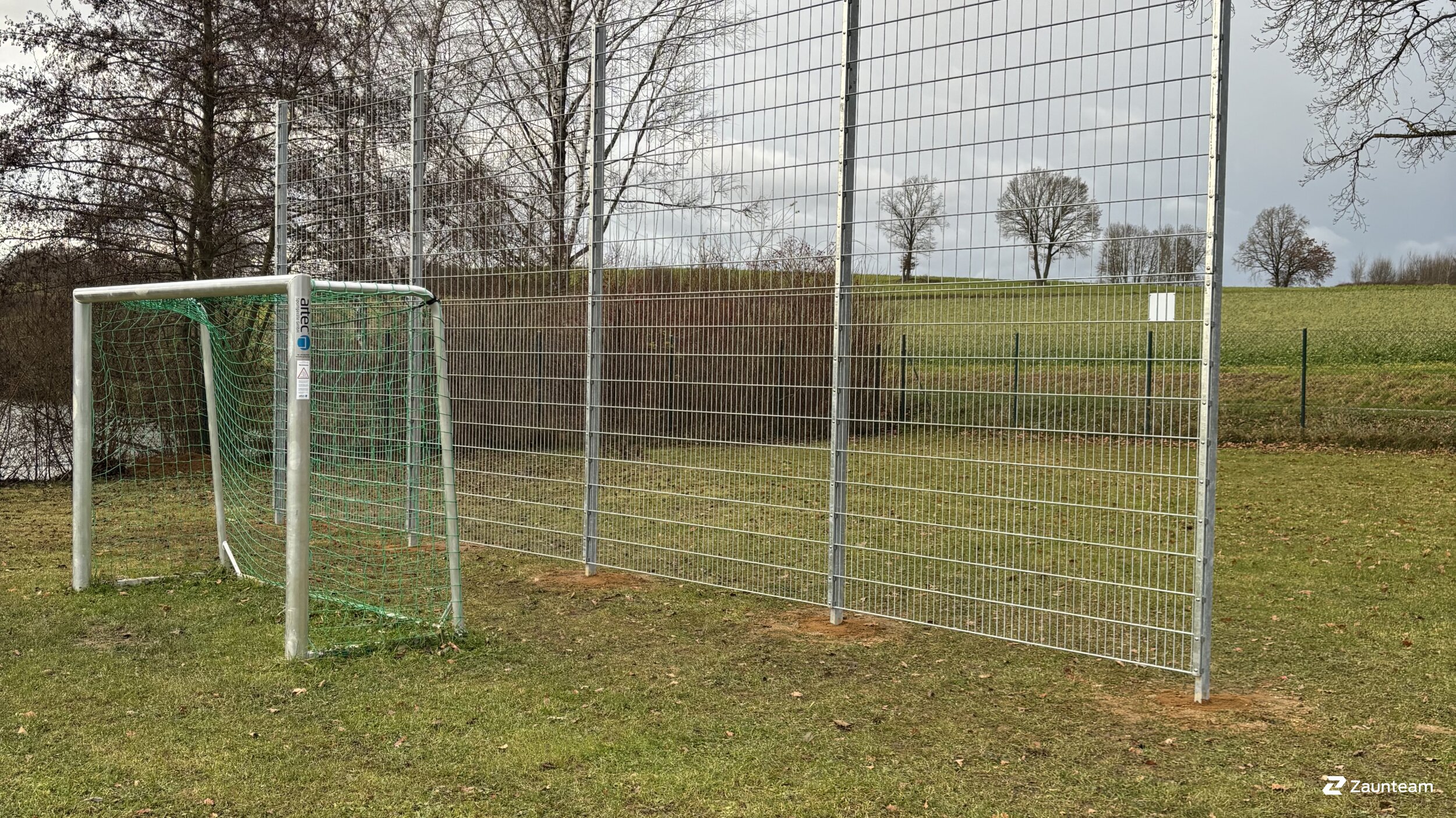 Ballfangzaun aus dem 2024 in 86551 Aichach Deutschland von Zaunteam Schwaben-Nord.