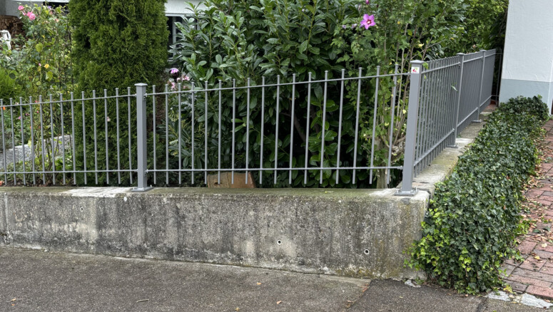 Klassikzaun aus dem 2025 in 86368 Batzenhofen Deutschland von Zaunteam Schwaben-Nord.