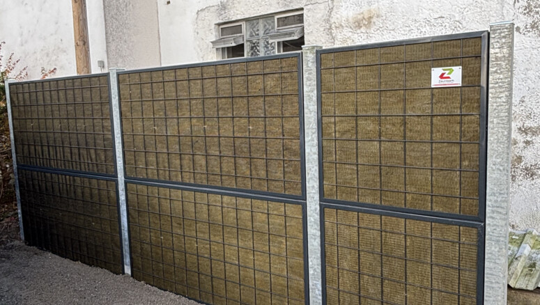 Lärmschutzzaun aus dem 2025 in 86444 Affing Deutschland von Zaunteam Schwaben-Nord.