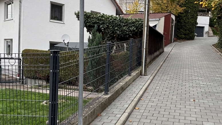 Deko-Doppelstabmattenzaun aus dem 2025 in 86316 Friedberg Deutschland von Zaunteam Schwaben-Nord.