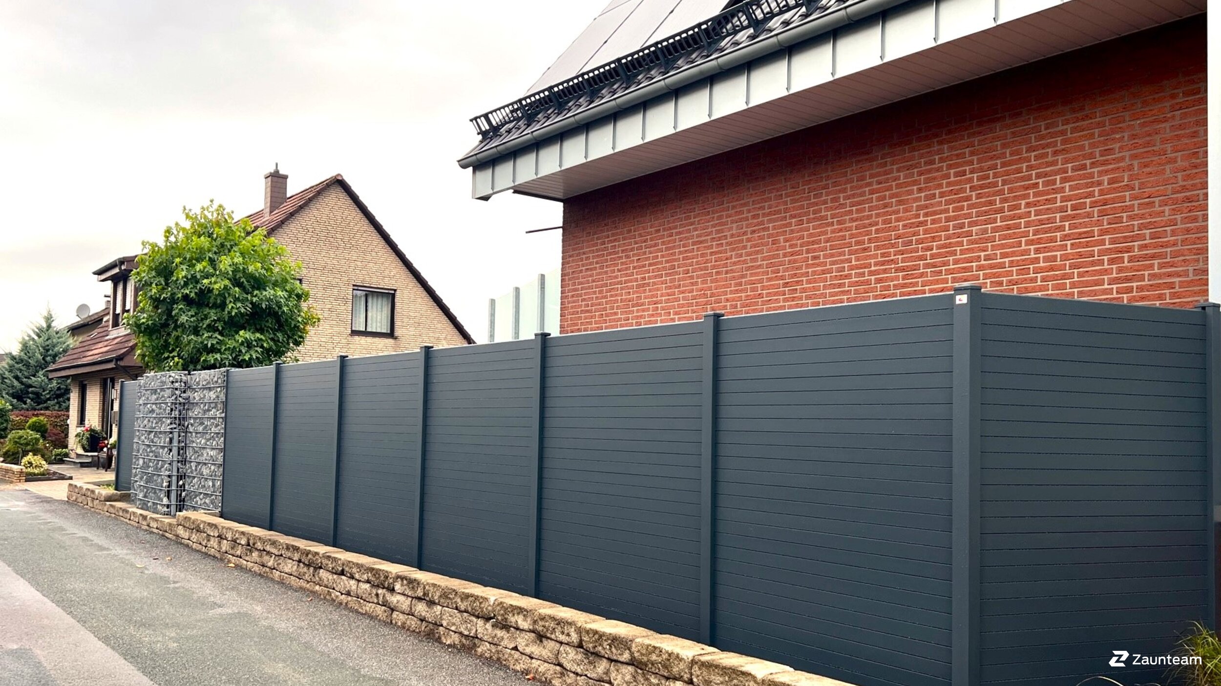 Aluminium Sichtschutz aus dem 2023 in 49170 Hagen a.T.W. Deutschland von Zaunteam Osnabrücker Land.