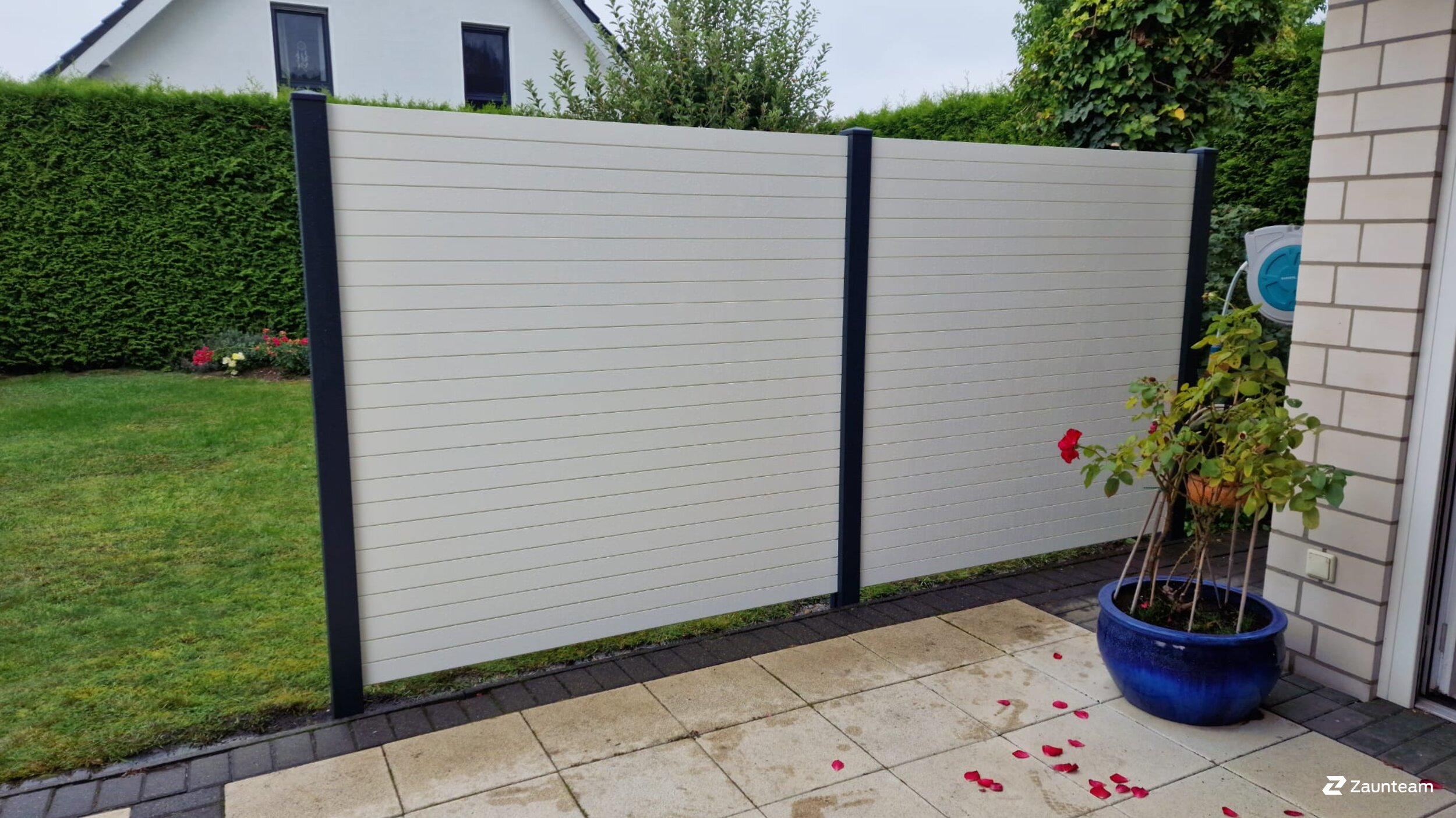 Aluminium Sichtschutz aus dem 2024 in 49074 Osnabrück Deutschland von Zaunteam Osnabrücker Land.