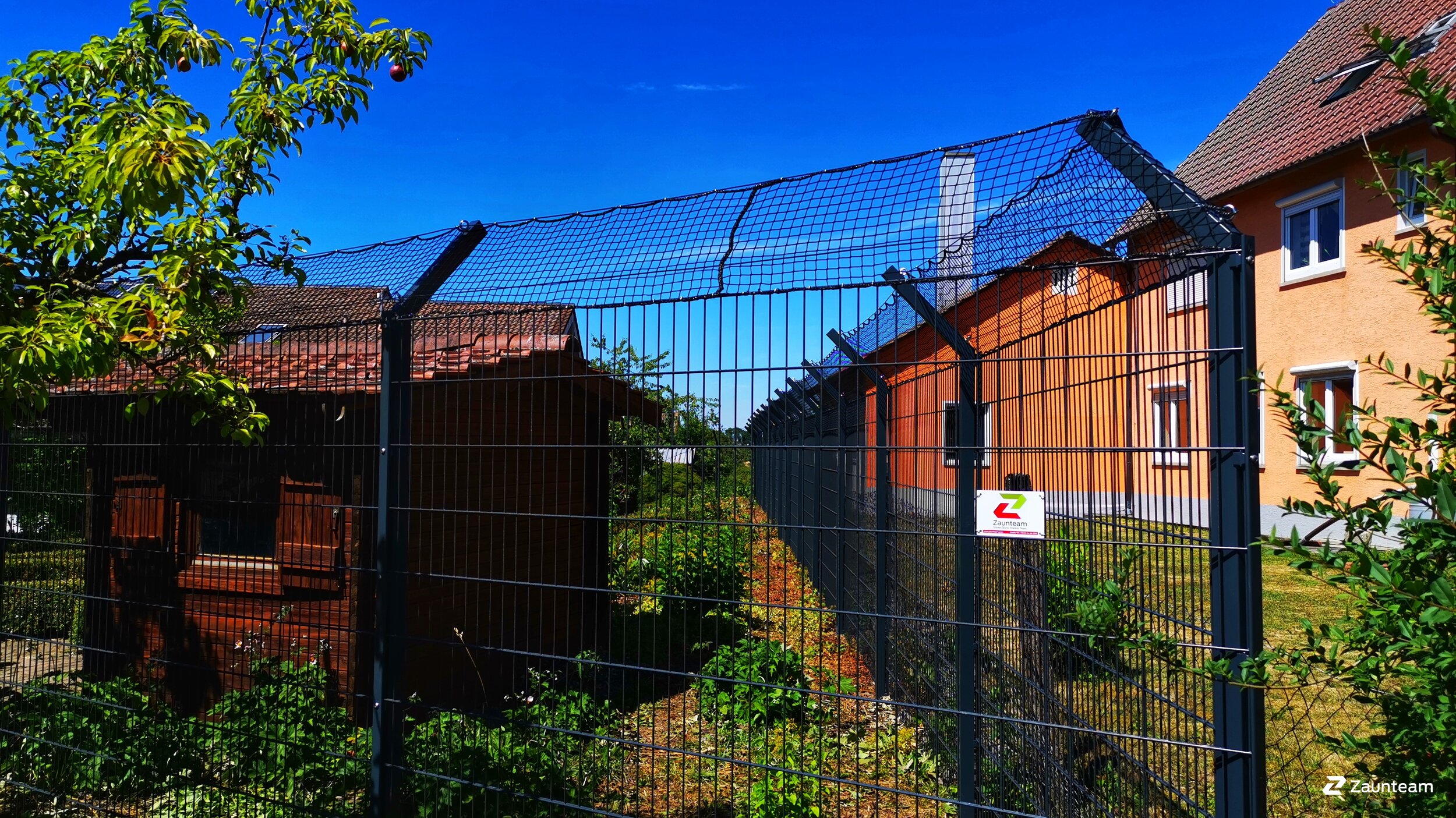Doppelstabmattenzaun aus dem 2022 in 74547 Übrigshausen Deutschland von Zaunteam Schwäbisch Hall.