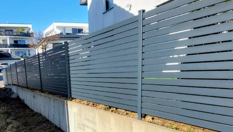 Aluminium Sichtschutz aus dem 2026 in 74613 Öhringen Deutschland von Zaunteam Schwäbisch Hall.