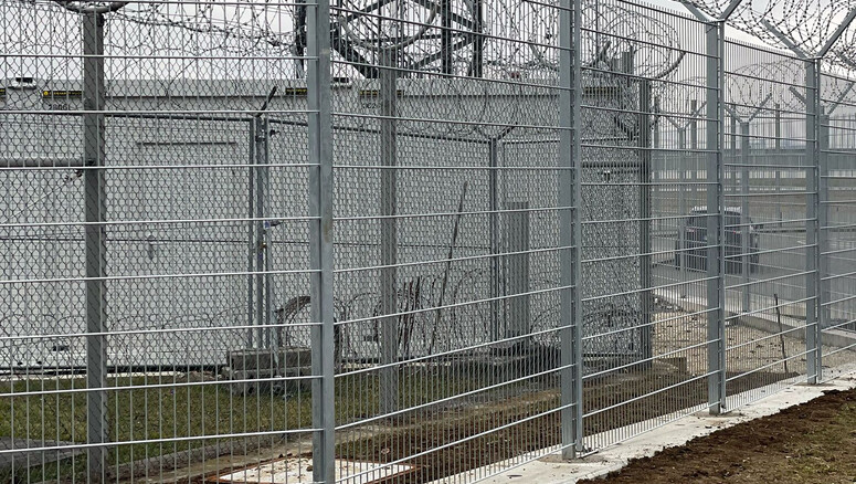 Doppelstabmattenzaun aus dem 2025 in 70629 Stuttgart Schweiz von Zaunteam Fenzhöfe Oberwälden.