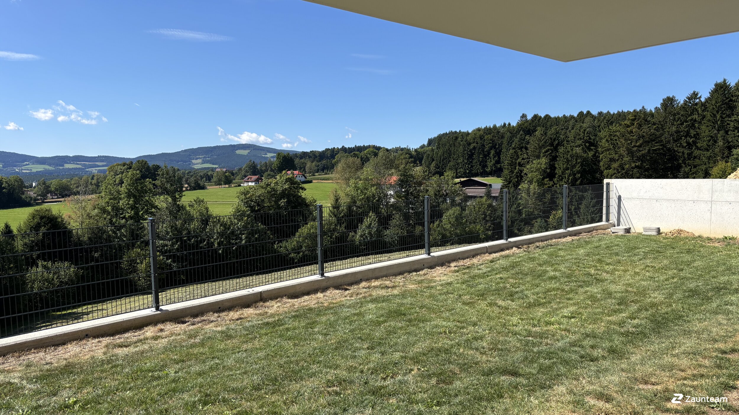 Doppelstabmattenzaun aus dem 2025 in 8250 Vorau Österreich von Zaunteam Oststeiermark.