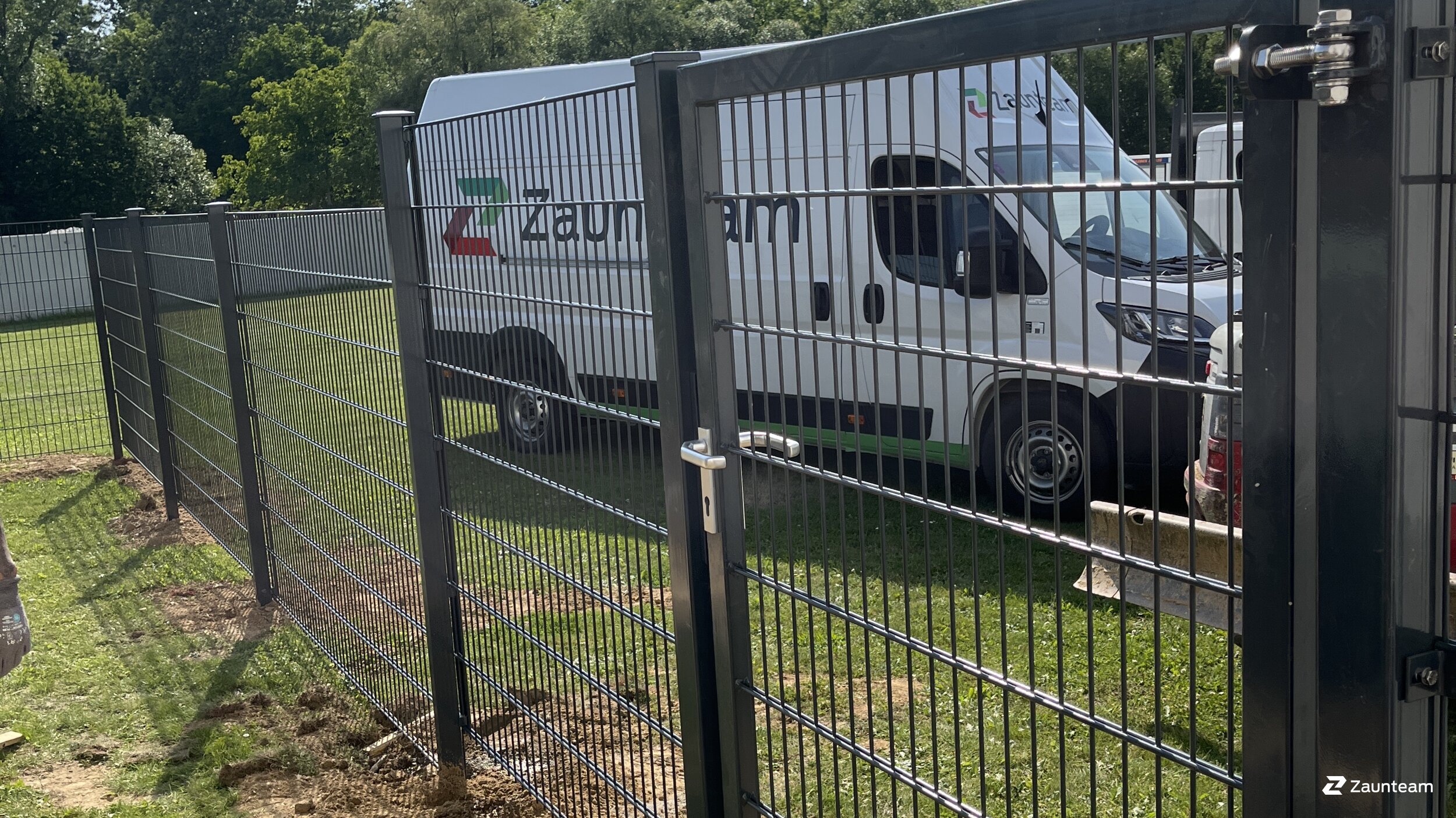 Doppelstabmattenzaun aus dem 2025 in 7420 Neustift an der Lafnitz Österreich von Zaunteam Oststeiermark.