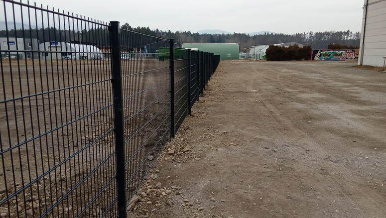 Doppelstabmattenzaun aus dem 2024 in 8230 Hartberg Österreich von Zaunteam Oststeiermark.