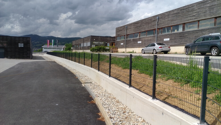 Doppelstabmattenzaun aus dem 2026 in 8230 Hartberg  Österreich von Zaunteam Oststeiermark.