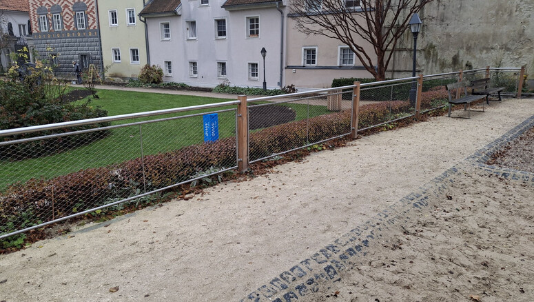 Edelstahlzaun aus dem 2025 in 4600 Wels Österreich von Zaunteam Haunschmid.