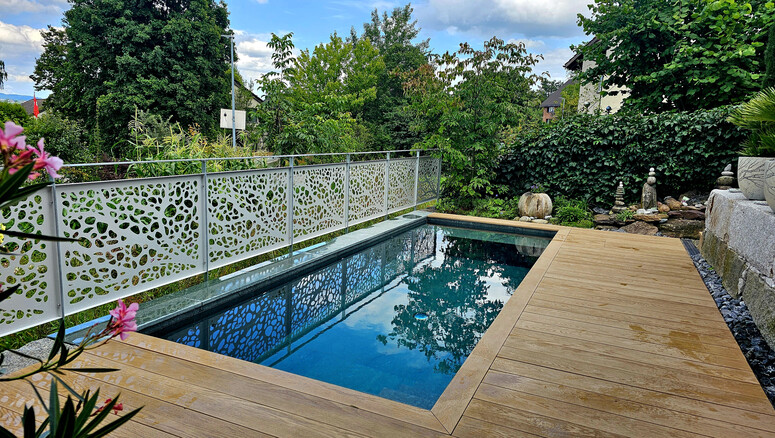 Geländer und Handläufe aus dem 2025 in 8124 Maur Schweiz von Zaunteam Zürich Oberland.