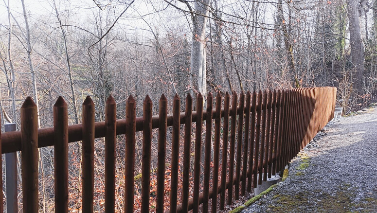 Palisadenzaun aus dem 2026 in 8008 Zürich Schweiz von Zaunteam Zürich Oberland.
