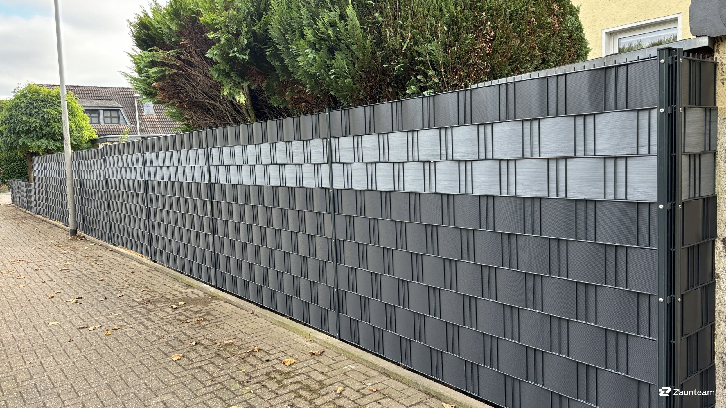 Flecht Sichtschutz aus dem 2024 in 41239 Mönchengladbach Deutschland von Zaunteam Mönchengladbach.