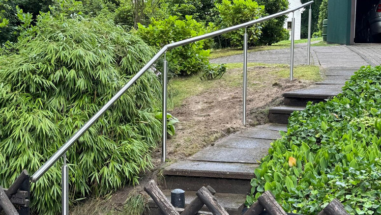 Geländer und Handläufe aus dem 2025 in 28779 Bremen Deutschland von Zaunteam Stade-Geestland.