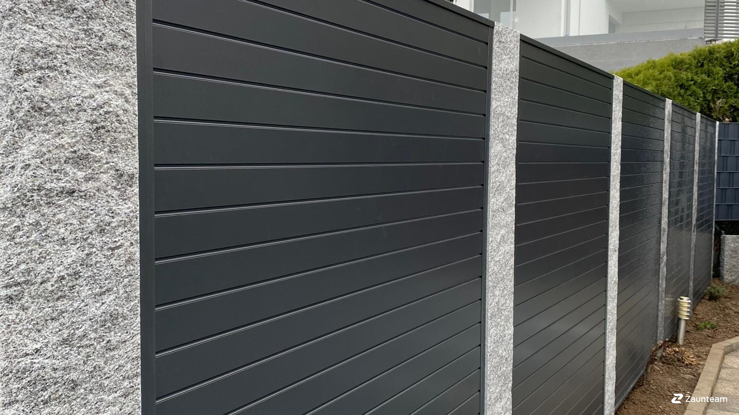 Aluminium Sichtschutz aus dem 2019 in 8248 Uhwiesen Schweiz von Zaunteam Neftenbach.