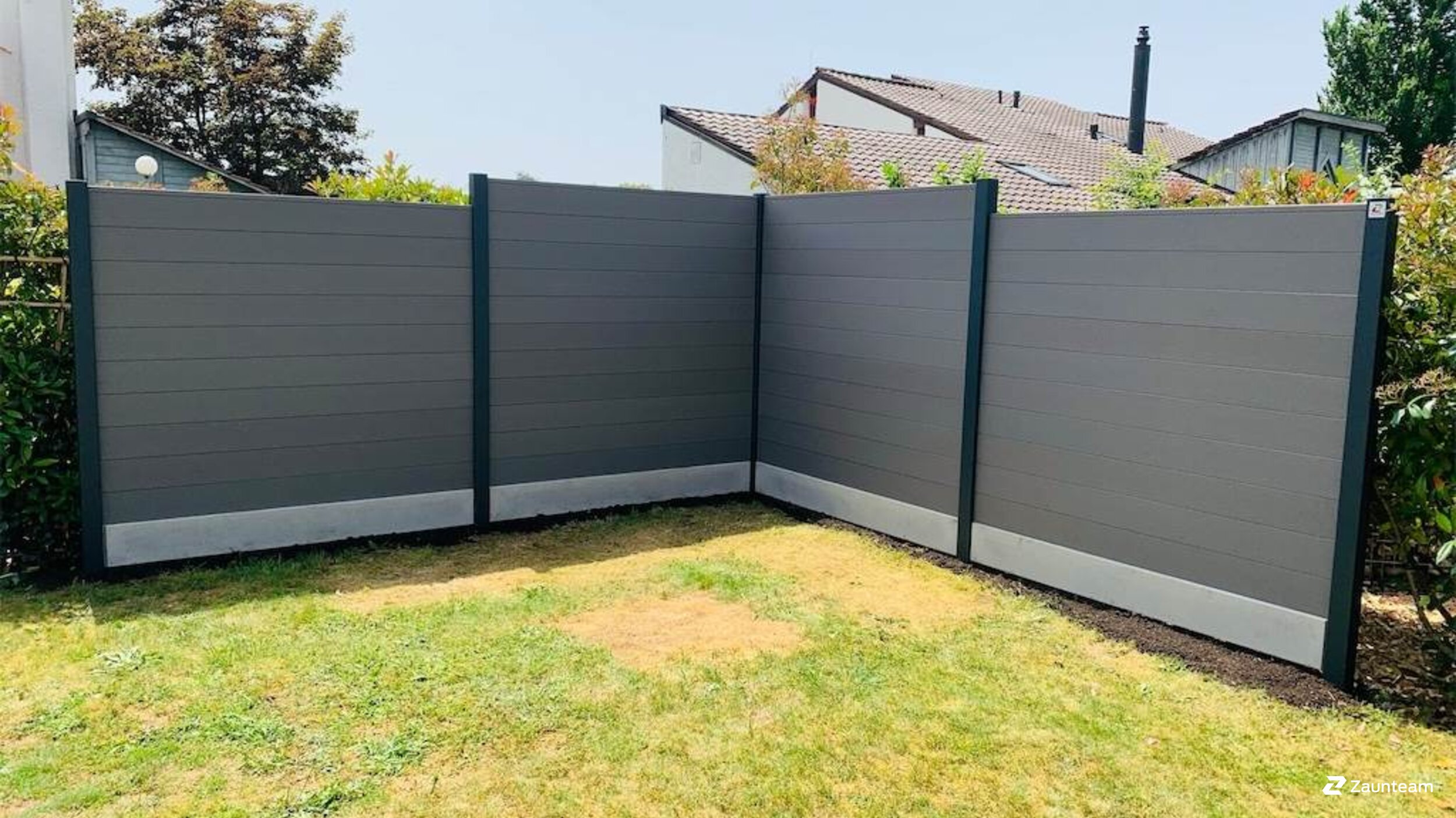 Pare-vue en WPC de 2021 à 8462 Neftenbach Suisse de Zaunteam Neftenbach.