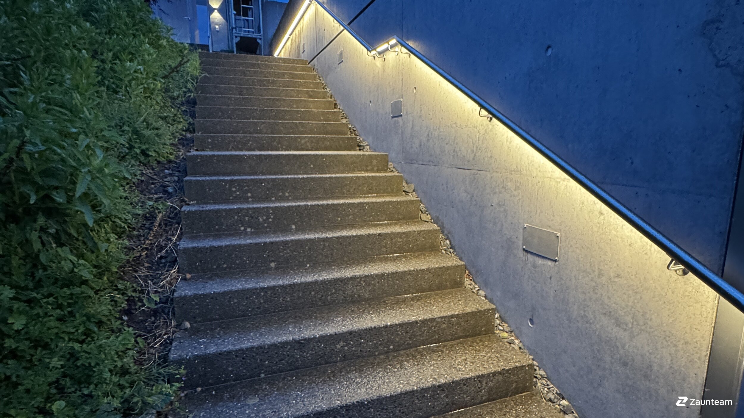 Geländer und Handläufe aus dem 2025 in 8484 Weisslingen Schweiz von Zaunteam Neftenbach.