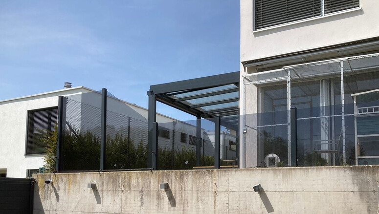 Clôture en verre de 2025 à 8234 Stetten Suisse de Zaunteam Neftenbach.