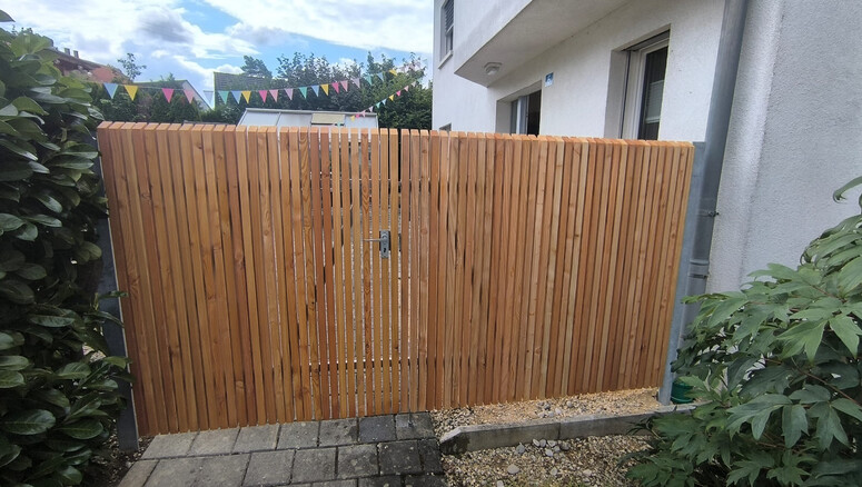 Staketenzaun aus dem 2025 in 8217 Wilchingen Schweiz von Zaunteam Neftenbach.