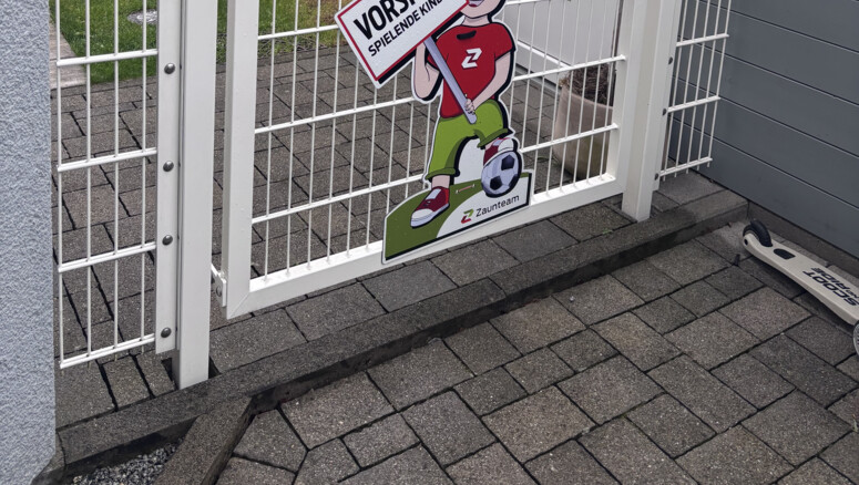 Doppelstabmattenzaun aus dem 2024 in 63505 Langenselbold Deutschland von Zaunteam Main-Kinzig.