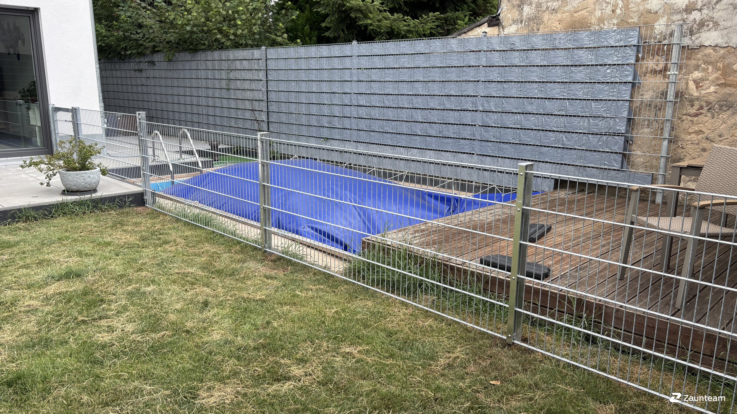 Doppelstabmattenzaun aus dem 2025 in 63584 Gründau Rothenbergen Schweiz von Zaunteam Main-Kinzig.