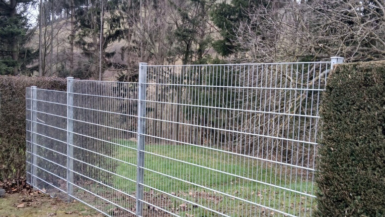 Doppelstabmattenzaun aus dem 2026 in 77815 Bühl Deutschland von Zaunteam Baden-Baden.