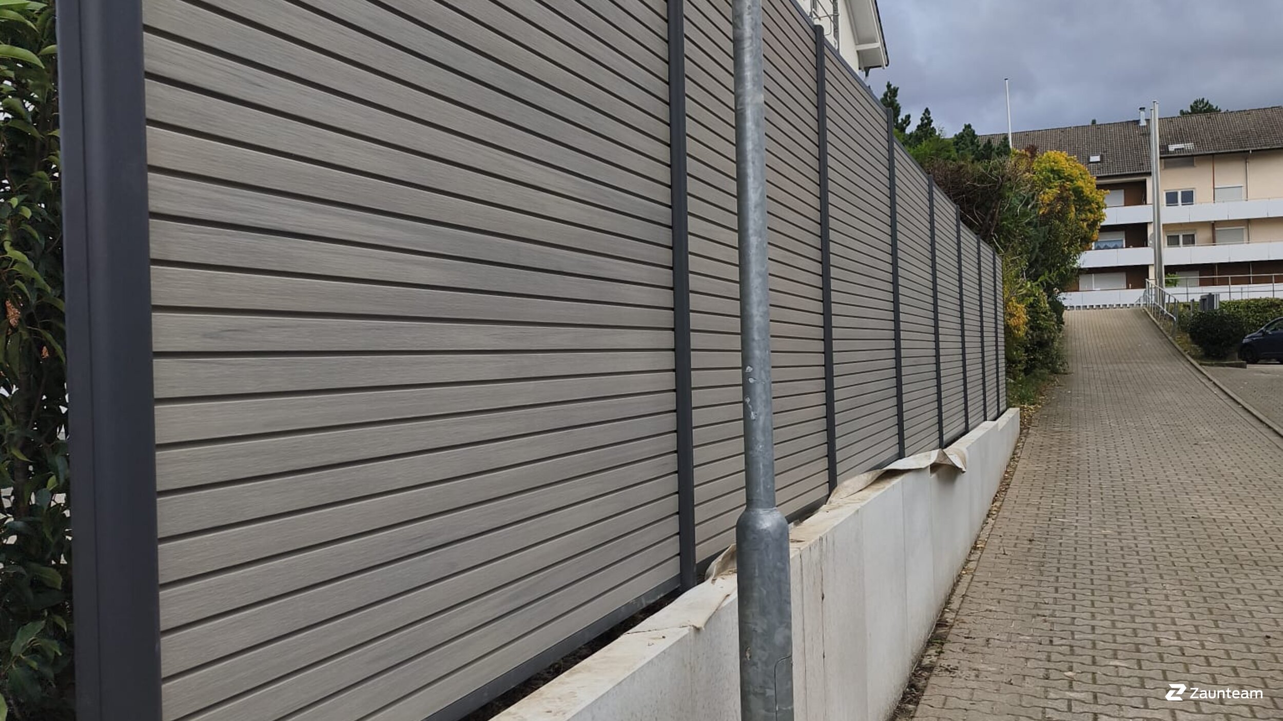 WPC Sichtschutz aus dem 2026 in 76547 Sinzheim Deutschland von Zaunteam Baden-Baden.
