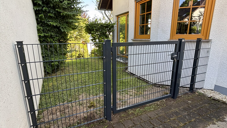 Doppelstabmattenzaun aus dem 2026 in 56220 Bassenheim Deutschland von Zaunteam Koblenz.