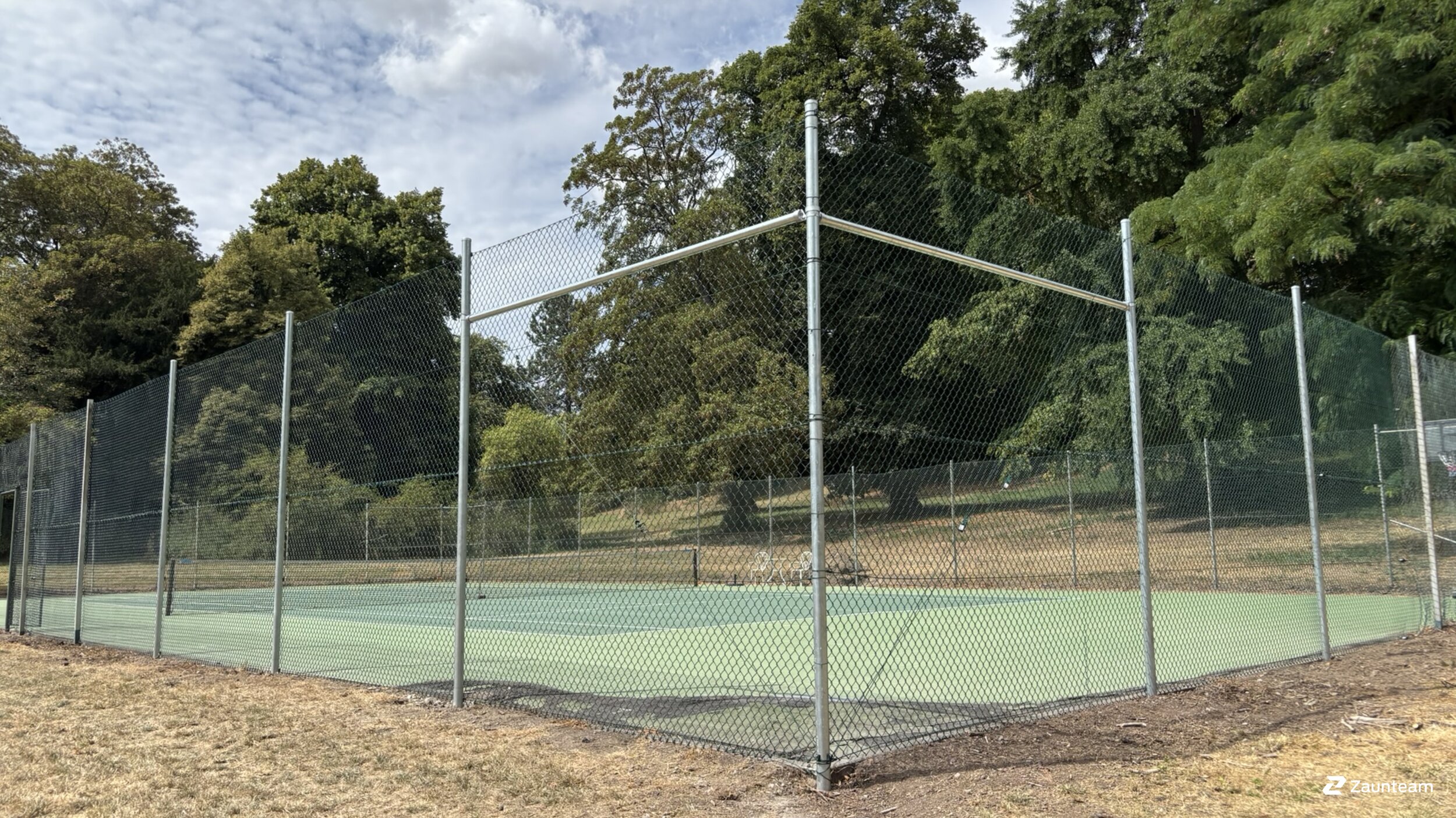 Ballfangzaun aus dem 2026 in 56220 Bassenheim Deutschland von Zaunteam Koblenz.