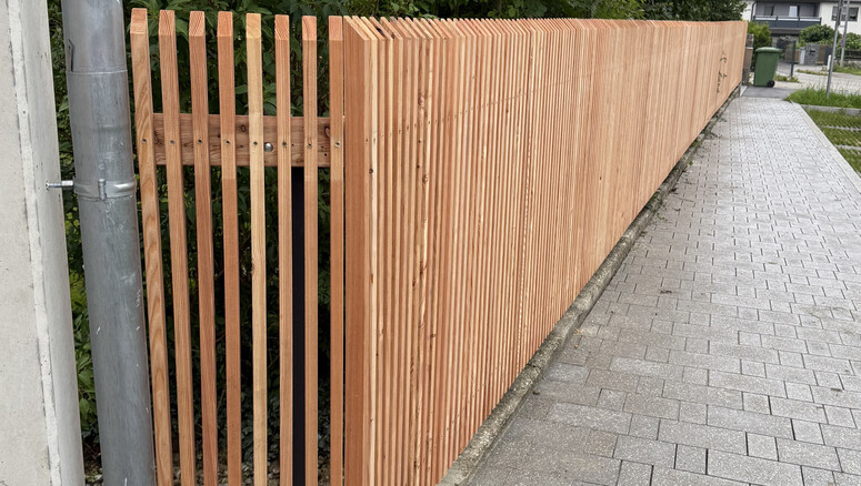 Holz Sichtschutz aus dem 2025 in 84166 Adlkofen Deutschland von Zaunteam Landshut.