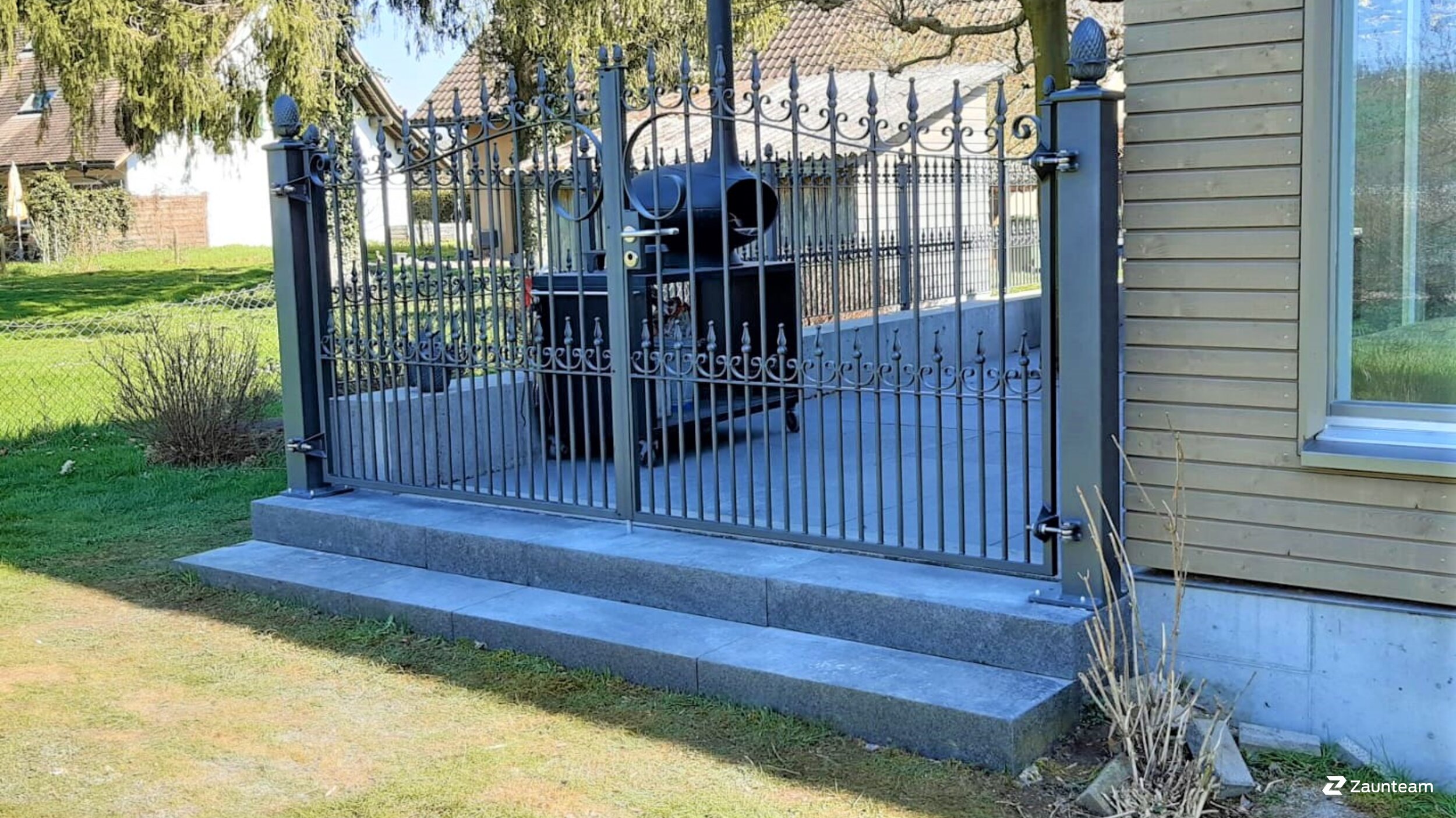 Clôture classique de 2021 à 8500 Frauenfeld Suisse de Zaunteam Thurgau AG.