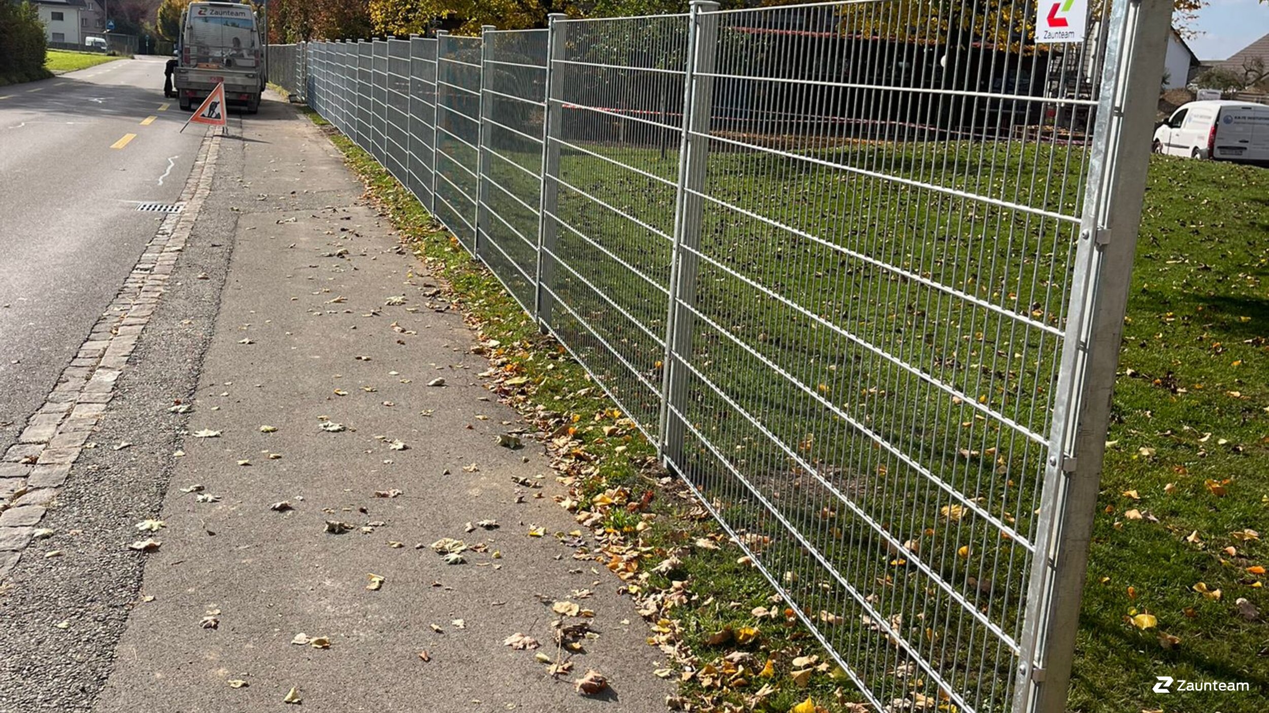 Doppelstabmattenzaun aus dem 2025 in 8262 Ramsen Schweiz von Zaunteam Thurgau AG.