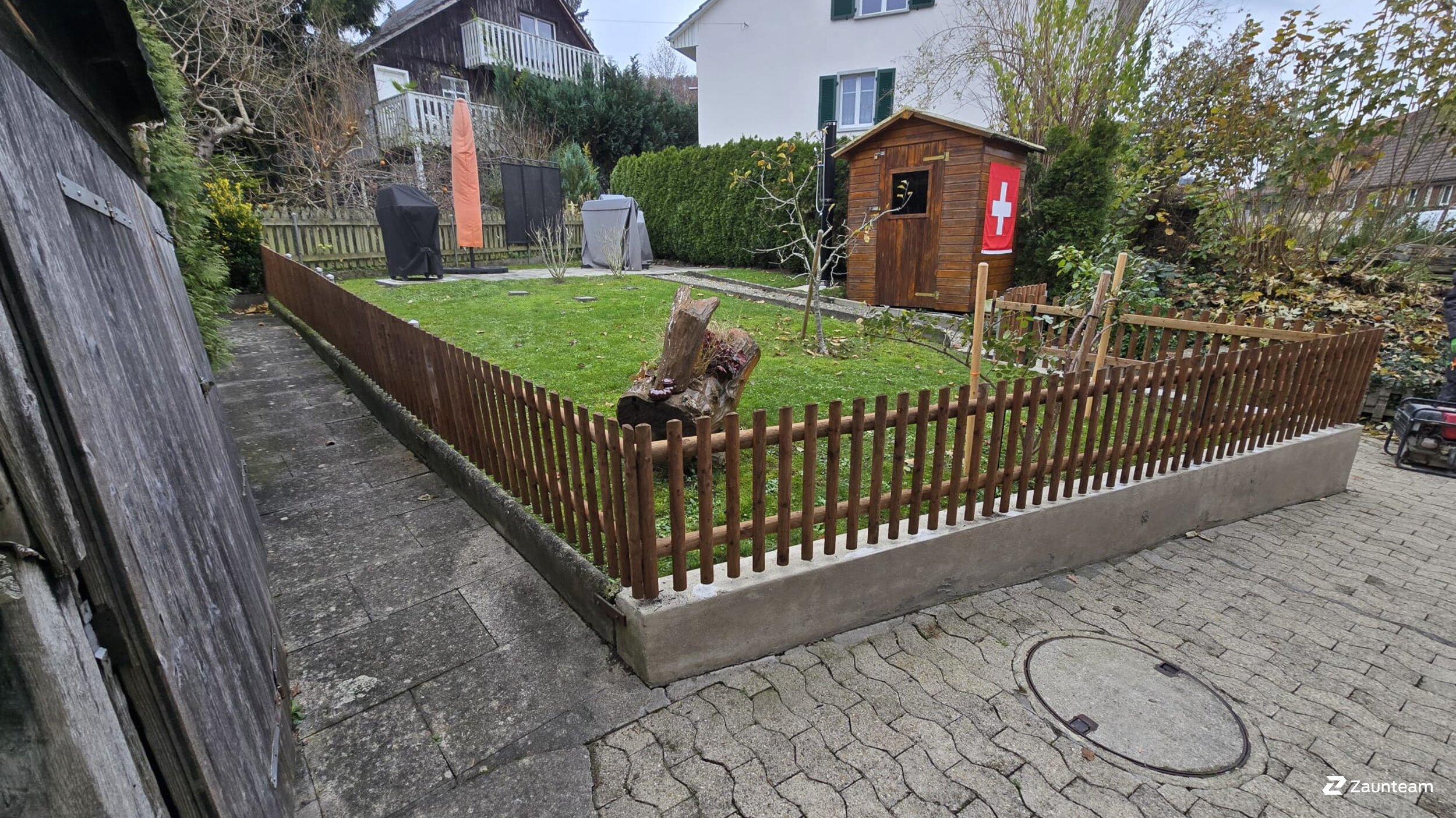 Palisadenzaun aus dem 2025 in 8268 Mannenbach Schweiz von Zaunteam Thurgau AG.