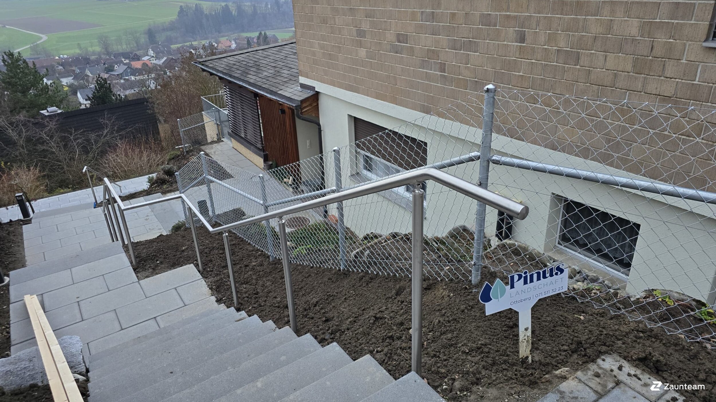 Geländer und Handläufe aus dem 2025 in 9507 Stettfurt Schweiz von Zaunteam Thurgau AG.