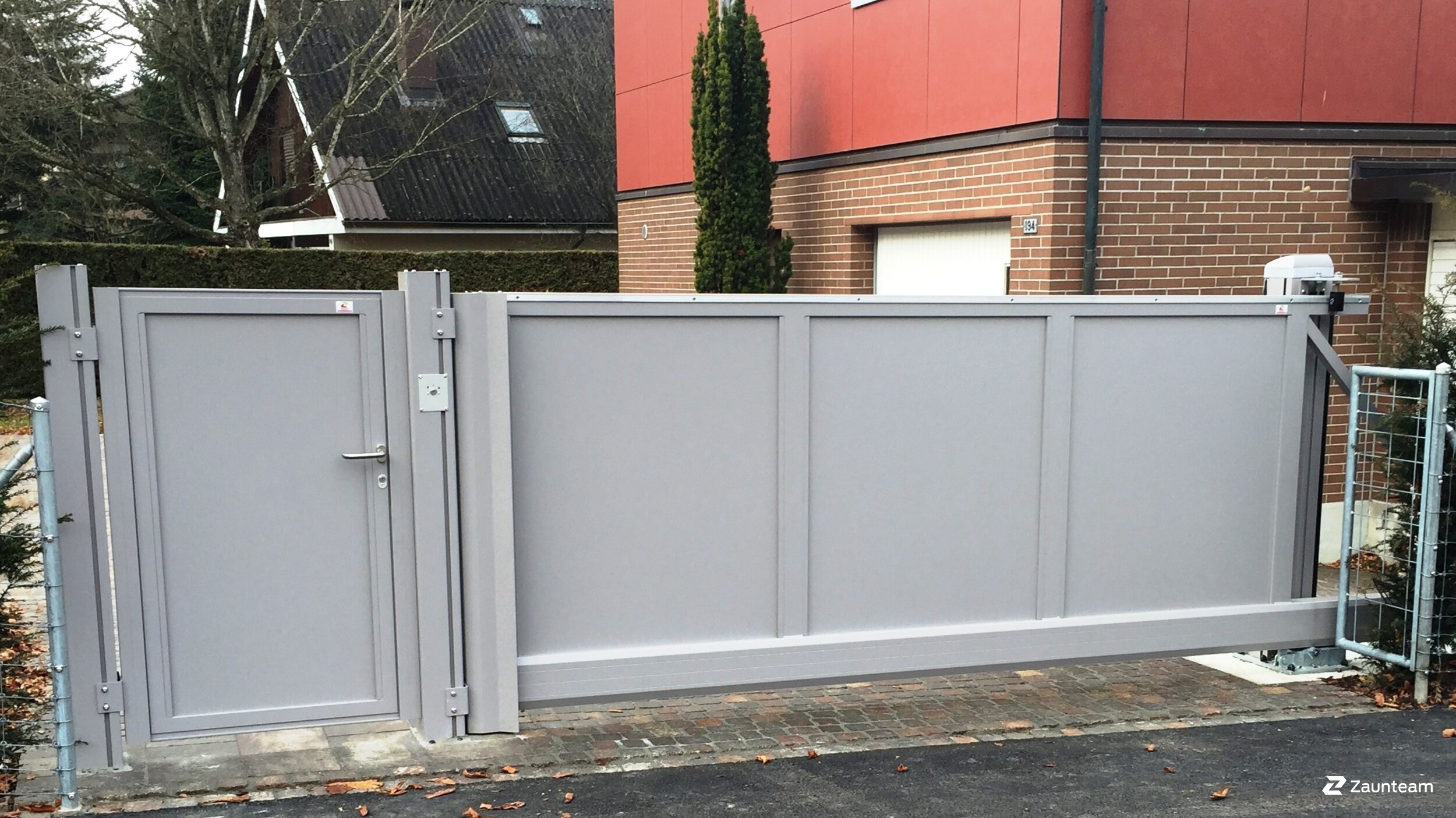 Automatische Tore aus dem 2016 in 8266 Steckborn Schweiz von Zaunteam Thurgau AG.