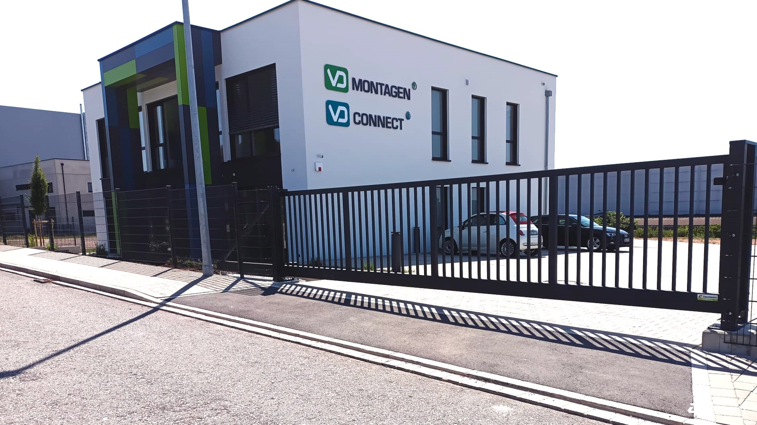 Automatische Tore aus dem 2025 in 91126 Rednitzhembach Deutschland von Zaunteam Nürnberg.