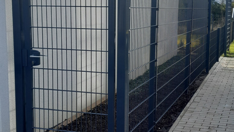 Doppelstabmattenzaun aus dem 2026 in 44267 Dortmund Deutschland von Zaunteam Ruhr-Lippe.