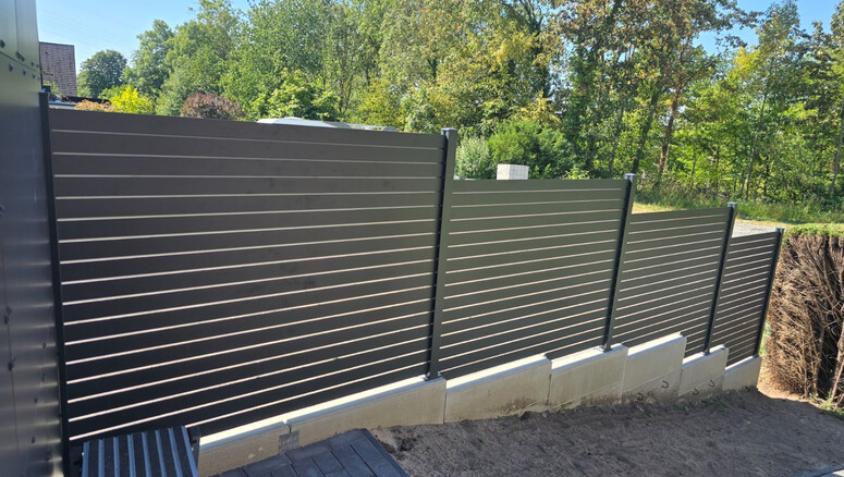 Aluminium Sichtschutz aus dem 2026 in 48268 Greven Deutschland von Zaunteam Münsterland.