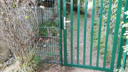Aluzaun aus dem 2019 in 3032 Eichgraben Österreich von Zaunteam Wienerwald.