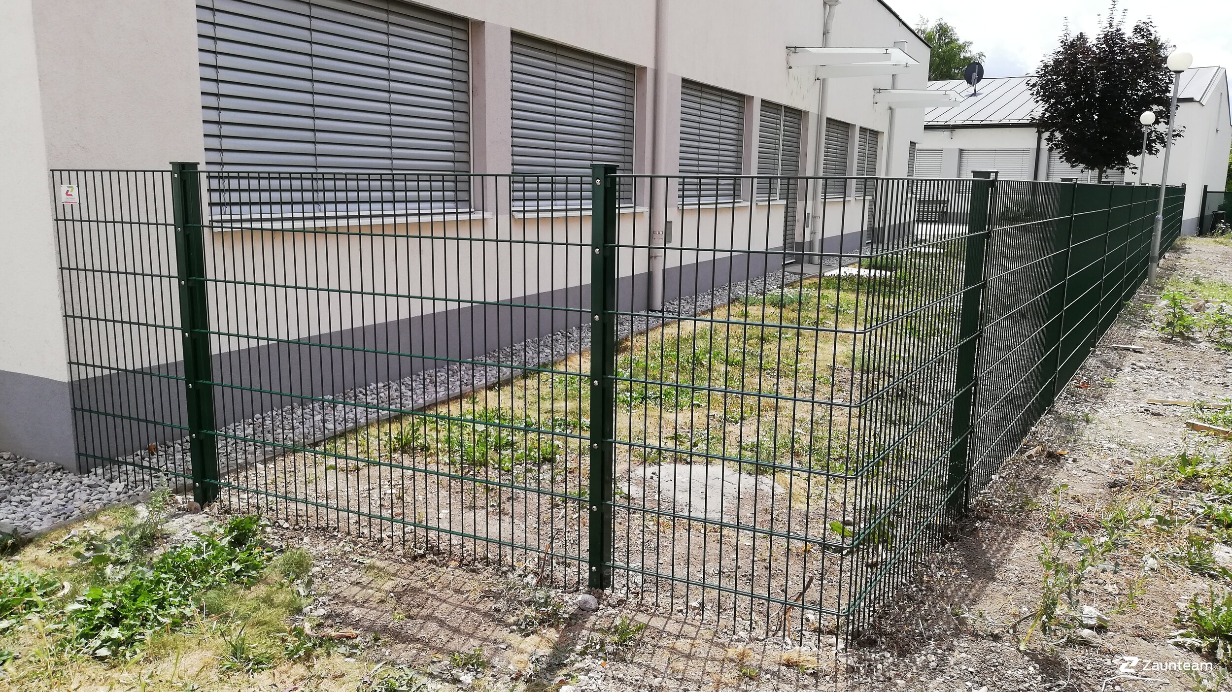 Doppelstabmattenzaun aus dem 2019 in 2483 Ebreichsdorf Österreich von Zaunteam Wienerwald.