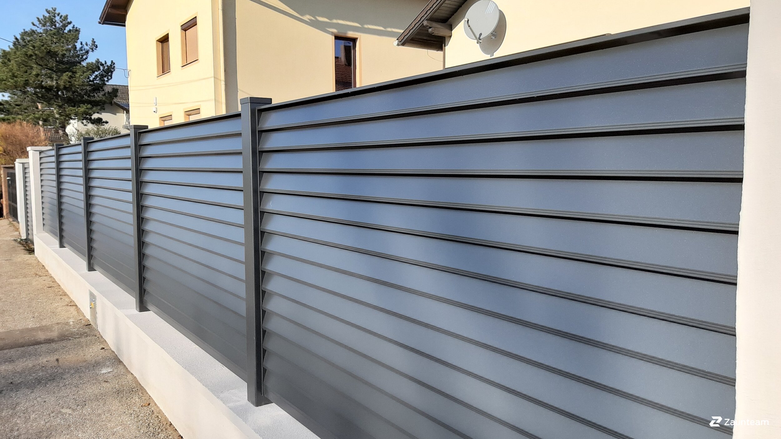 Aluminium Sichtschutz aus dem 2018 in 2542 Kottingbrunn Österreich von Zaunteam Schneebergland.